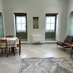 Alexander House 2