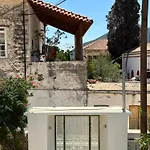 Alexander House 2