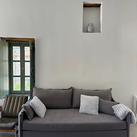 Σπίτι διακοπών Alexander House 2 *