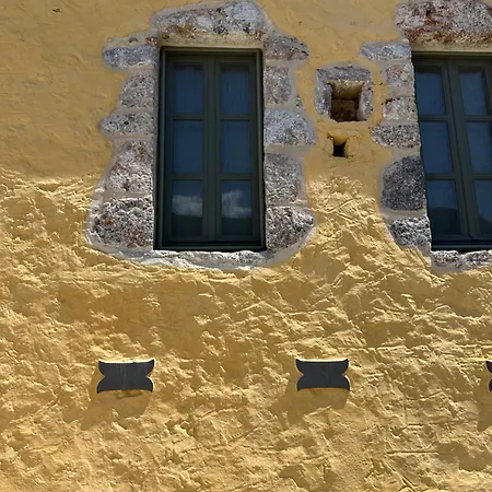 Alexander House 2 Λεωνίδιο