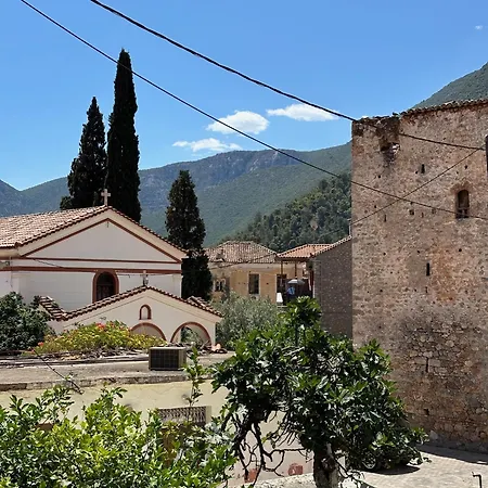 Alexander House 2 Semesterbostad Leonídion