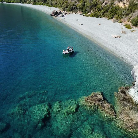 Alexander House 2 Holiday home *