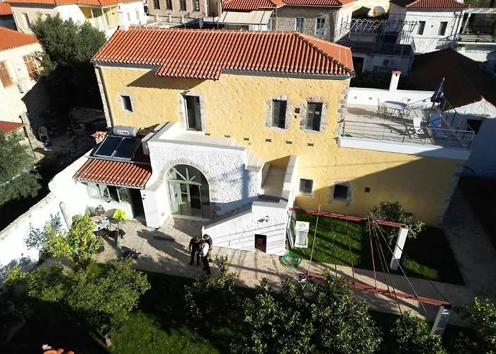 Alexander House Hébergement de vacances Leonídion