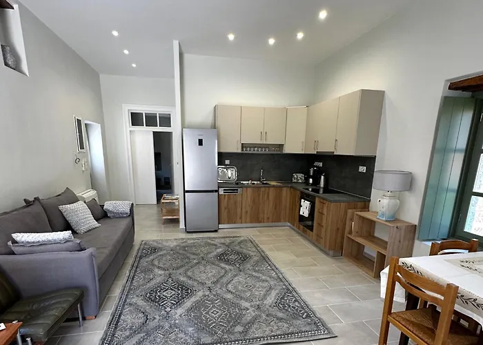 Alexander House Leonídion