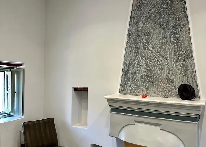 Alexander House Leonídion