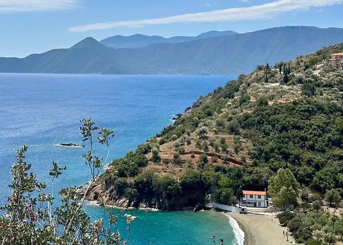 Alexander House * Leonídion